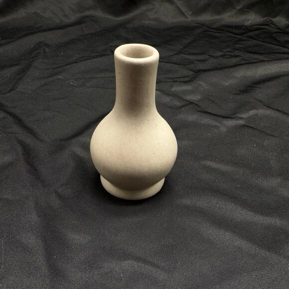 VTG Pigeon Forge Pottery bud vase - Picture 2 of 4
